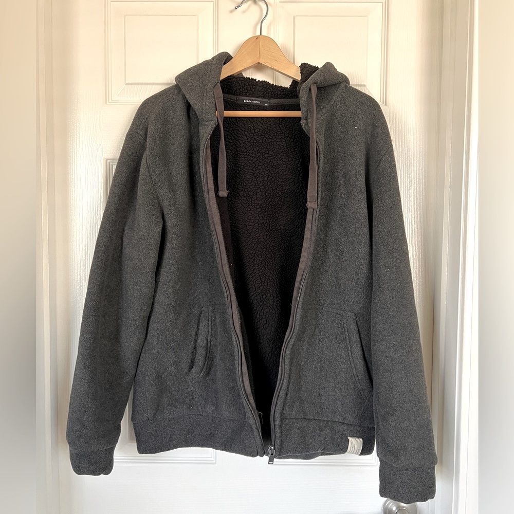 Design United sherpa hoodie